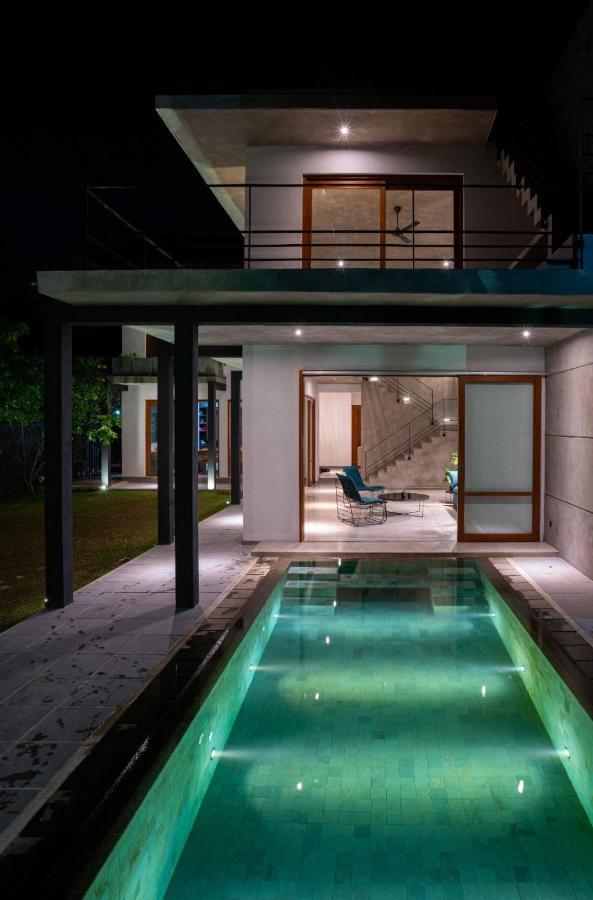 Lush Ayu Villa Ja-Ela Exteriér fotografie